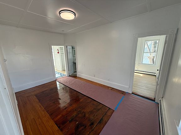 5th image of 7 N Green St Floor 2