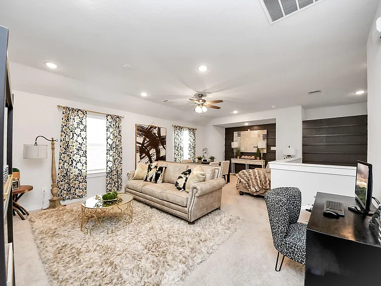 15734 Autumn Sun Ct — Photo 43
