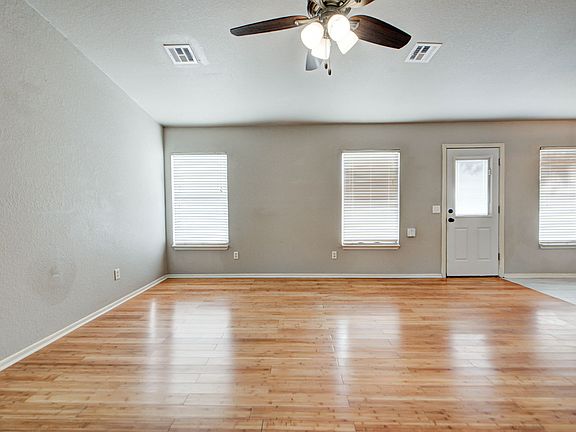 5th image of 1225 Briar Patch Way