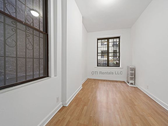 2nd image of 537 E 81st St APT 1A