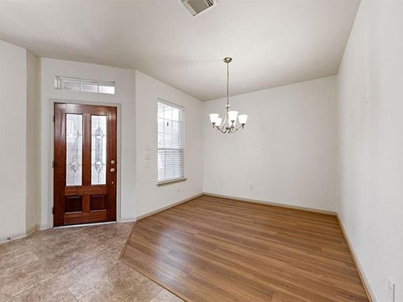 4th image of 1239 Glenwood Canyon Ln