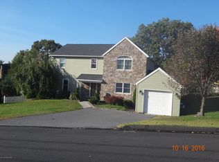 153 Maplewood Dr, Wilkes Barre, PA 18702