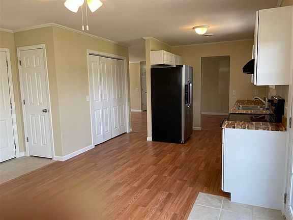 2nd image of 3028 E Barbara Ln