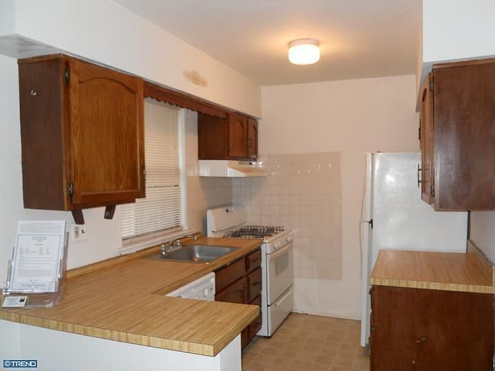 2nd image of 2419 David Dr
