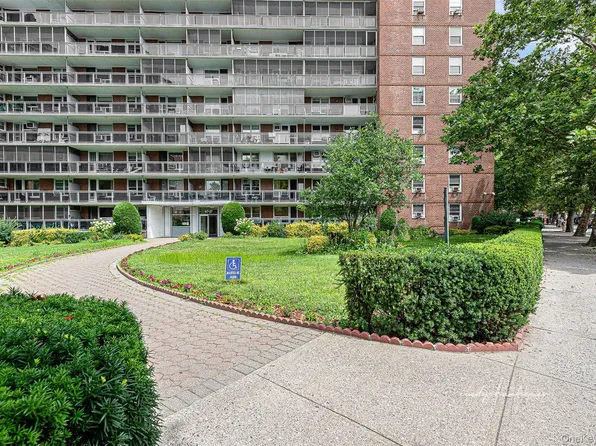 97-37 63rd Rd #2B, Rego Park, NY 11374