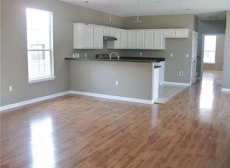 1st image of 1466 Wakefield Pl