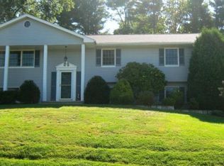 2 Spring Hill Ln, Bethel, CT 06801