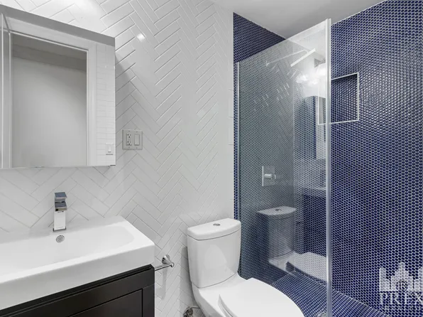 339 East 75th Street image 9 of 10