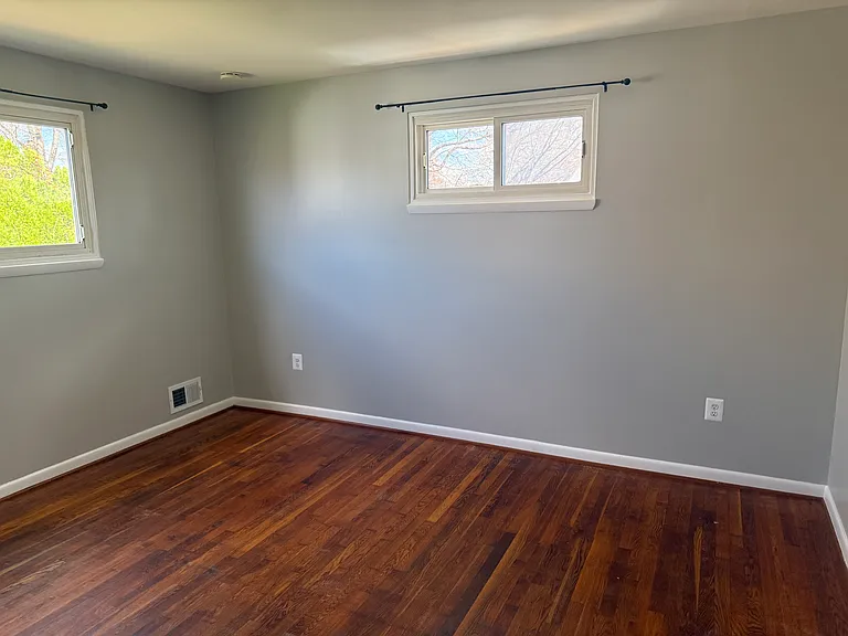 417 Eisner St — Photo 11