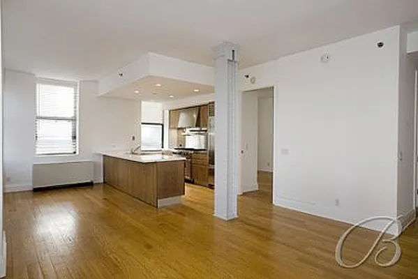 Rented by Bellmarc Realty | media 8