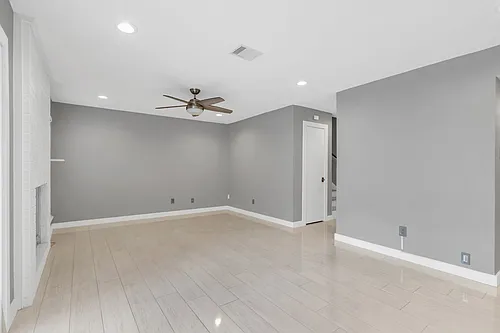 1424 Hampton Rd Photo 1