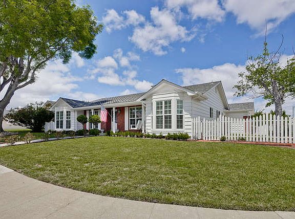 7407 Tiptoe Ln, Cupertino CA