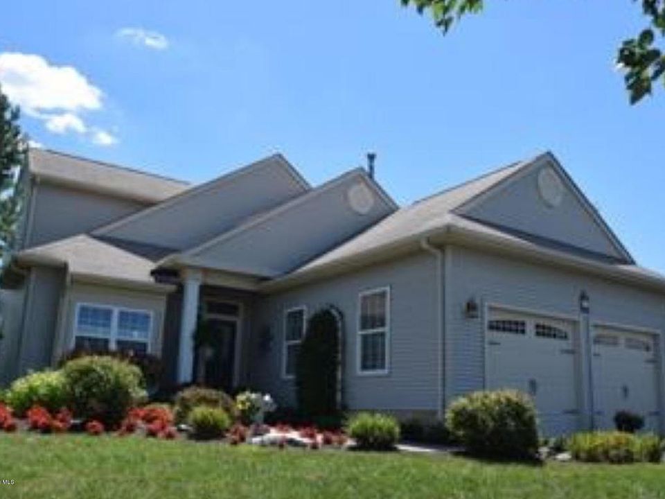 1st image of 13 Tuscana Ct