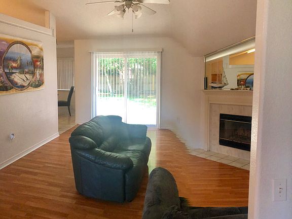 3rd image of 7018 Brighton Oaks Blvd