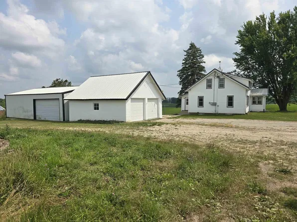 729 Frankville Rd, Postville, IA 52162
