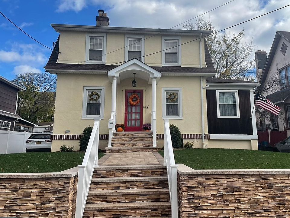 1st image of 23 Beacon Ave