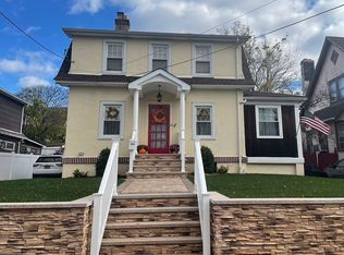 23 Beacon Ave, Staten Island, NY 10306