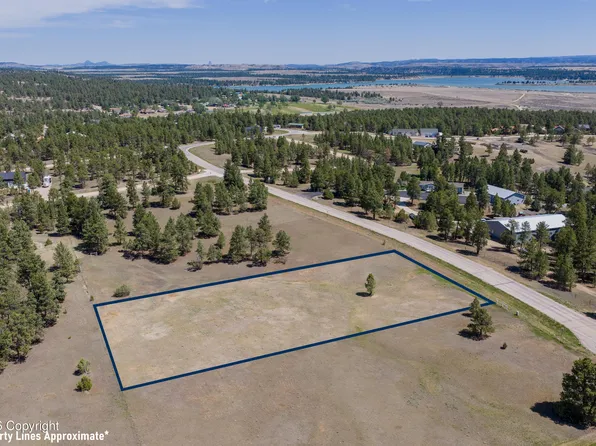 5 Pine Haven Rd, Moorcroft, WY 82721