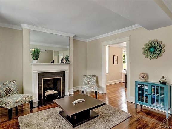 5th image of 2026 Rosewood Ave