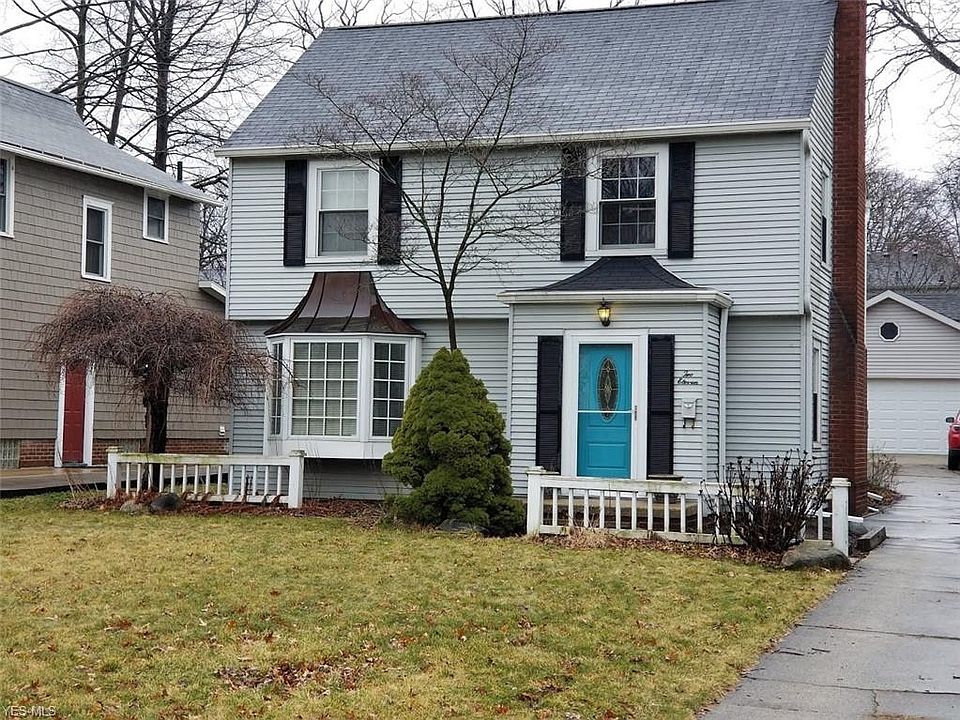 1st image of 211 Melbourne Ave