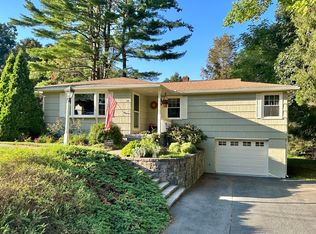 27 Lloyd Ave, Belchertown, MA 01007