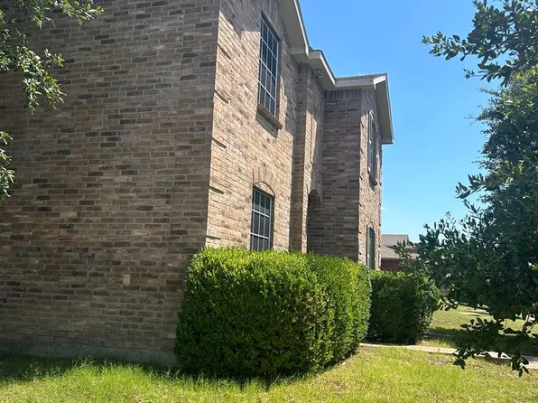 1253 Tall Grass Dr, Lancaster, TX 75134