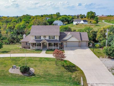 653 180th Ave, Pella, IA, 50219