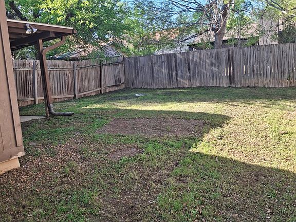 3rd image of 6702 Deatonhill Dr #A