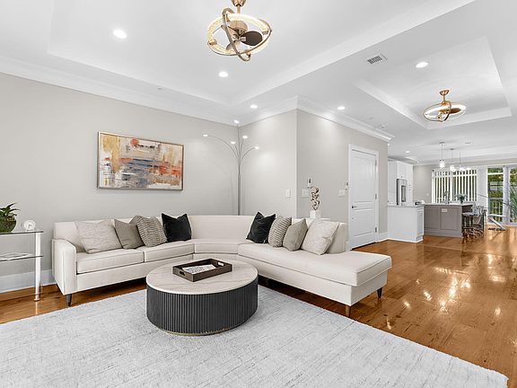 5th image of 155 Wingo Way #425
