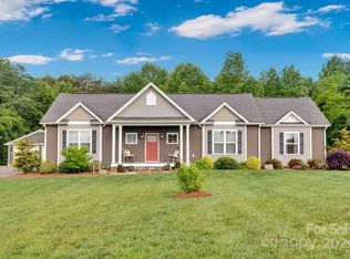 2853 Mathis Church Rd, Catawba, NC 28609