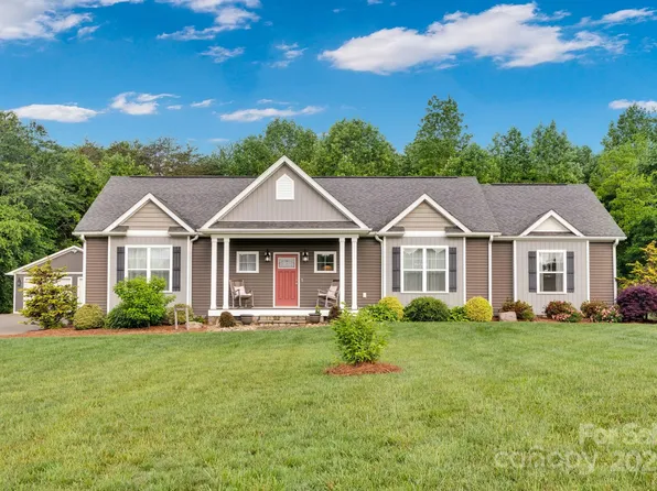 2853 Mathis Church Rd, Catawba, NC 28609