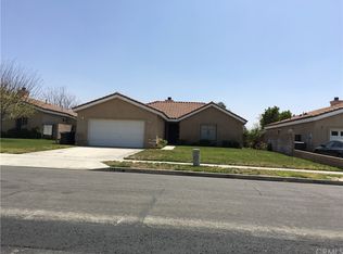 16635 Athol St, Fontana, CA 92335
