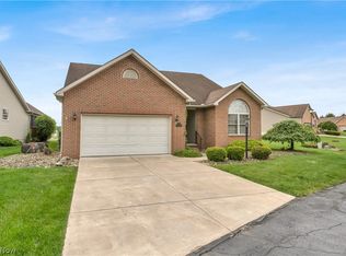 144 Royal Troon Dr SE, Warren, OH 44484