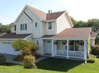 413 S 16th St, Fort Calhoun, NE 68023