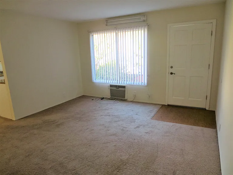 12923 Mapleview St #14 — Photo 9