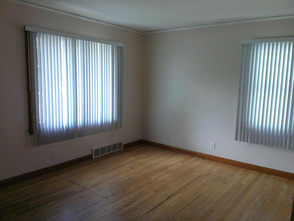 2nd image of 1656 Kenton St