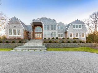 204 Roses Grove Rd, Water Mill, NY 11976