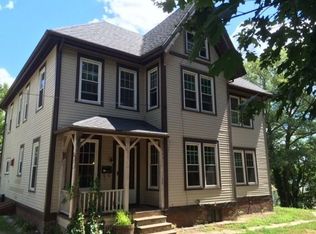 3-5 Pleasant St, Blackstone, MA 01504