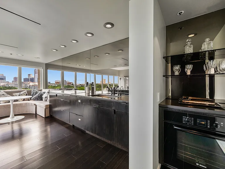 3030 McKinney Ave #701 — Photo 16