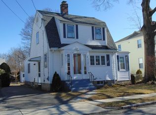 11 Arnold St, Quincy, MA 02169