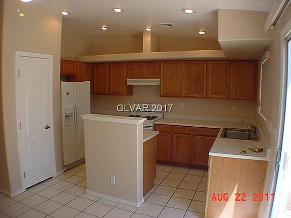2nd image of 5234 Southern Cypress Ct