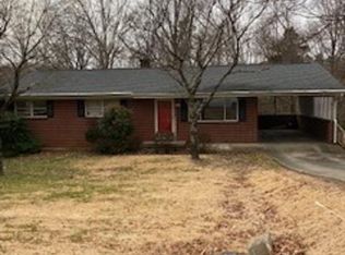 704 Auburn Pl, Martinsville, VA