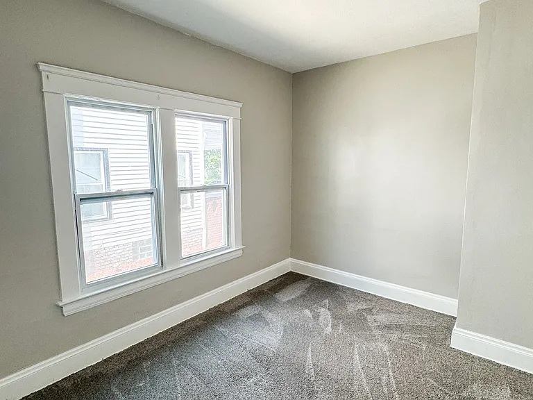 2778 E 120th St #1DOWNFRONT — Photo 14