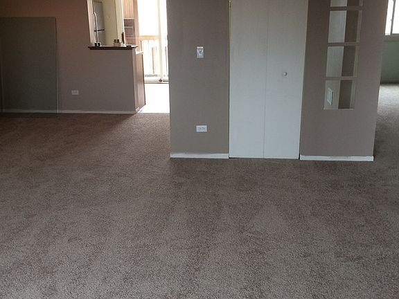 5th image of 154 S Waters Edge Dr APT D