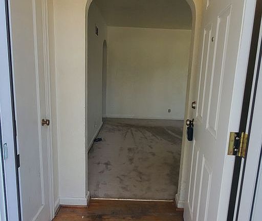 5th image of 1210 Colton Blvd