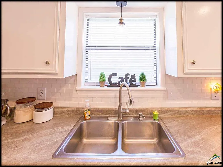 16608 Echo Glen Dr — Photo 14