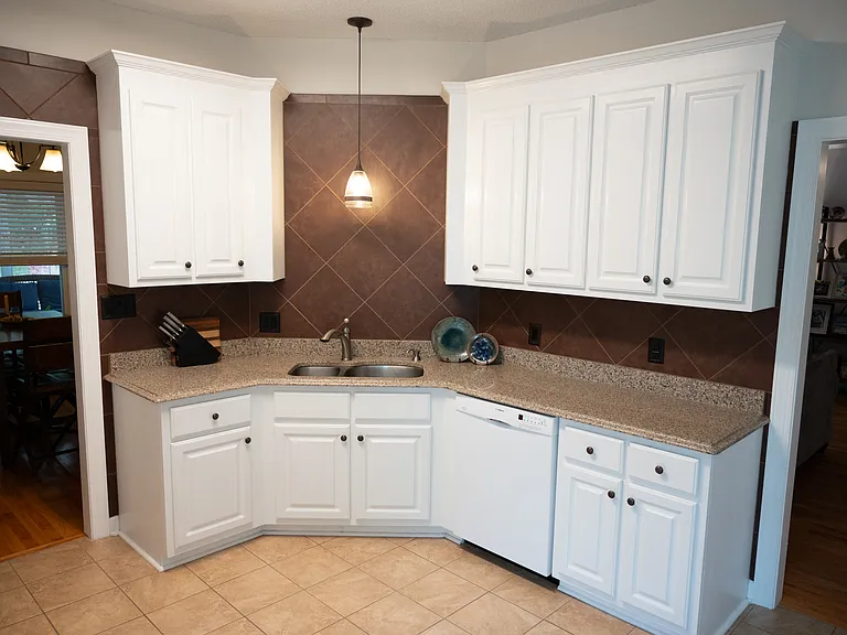 847 Stone Cross Dr — Photo 8