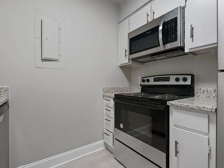 Arbor Landing Apartments — Photo 5