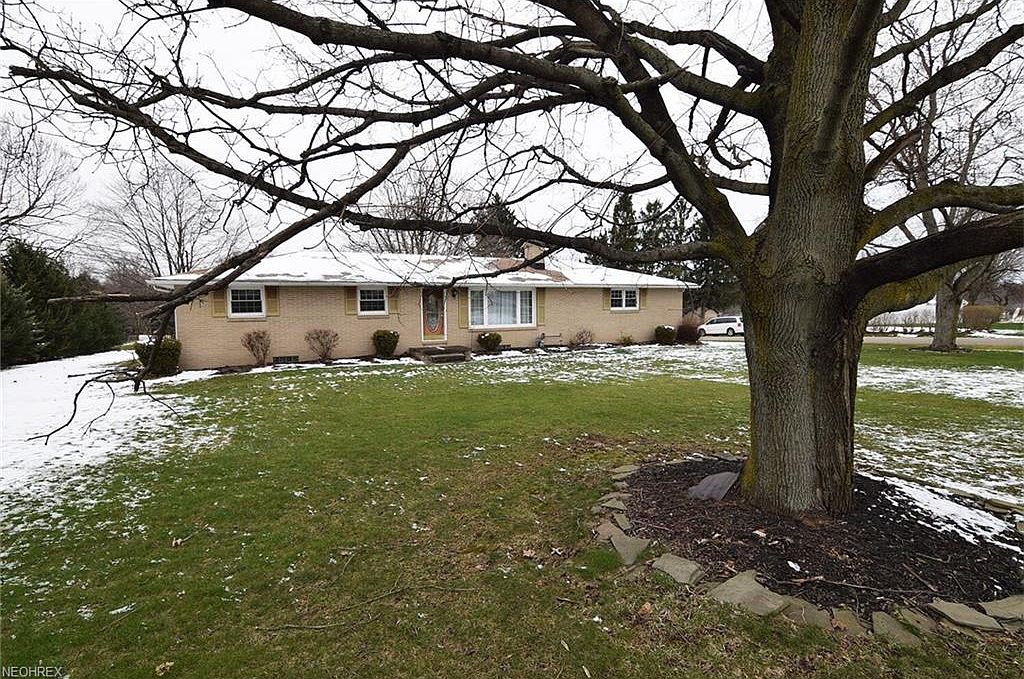 5147 Broadway Ave, Louisville, OH 44641 Zillow