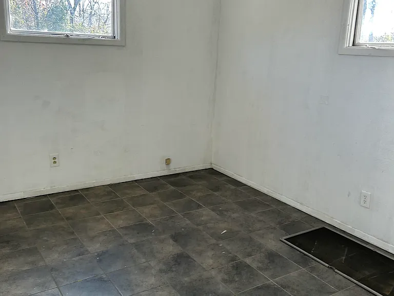 419 Ada St #1 — Photo 11